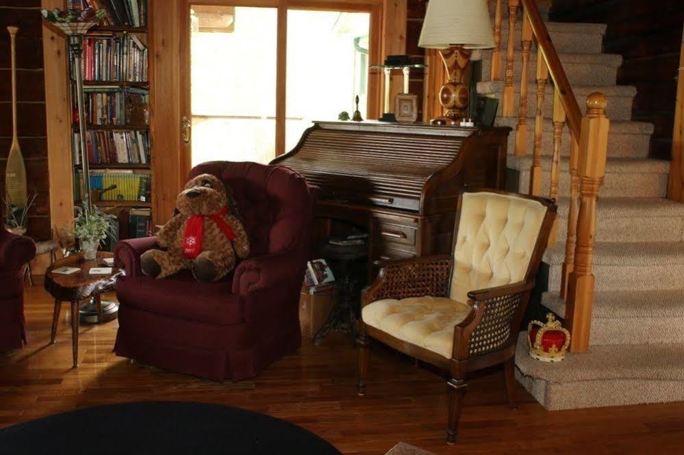 Sunny Rock Bed & Breakfast Minden Buitenkant foto