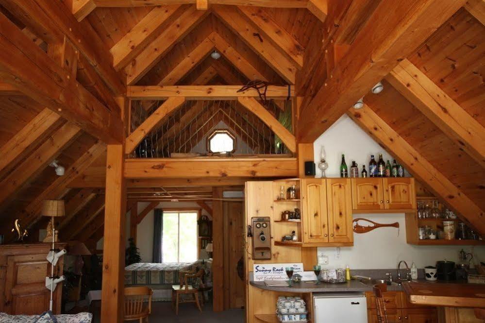 Sunny Rock Bed & Breakfast Minden Buitenkant foto